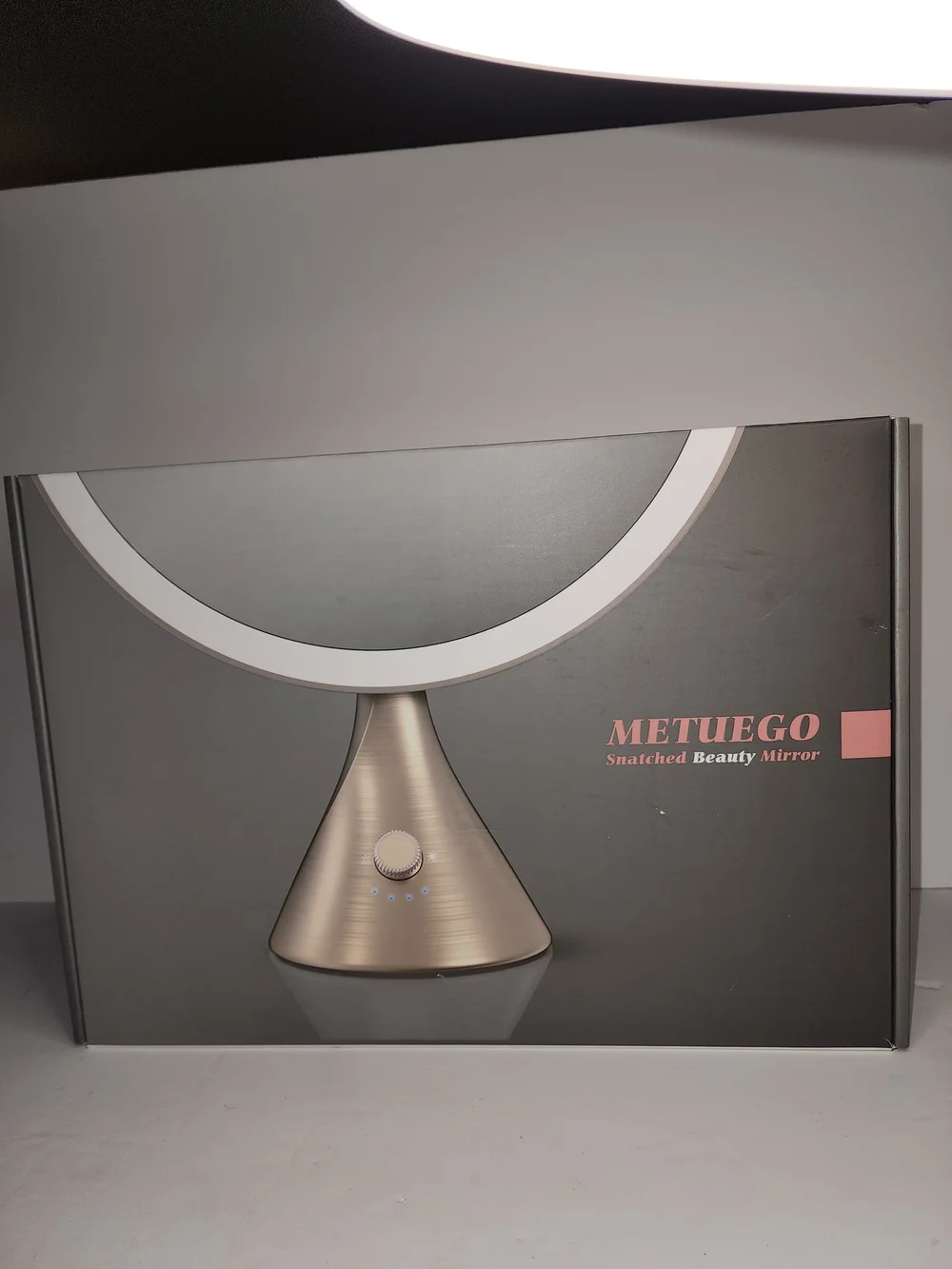 METUEGO Snatched Beauty Mirror - Gold LED Makeup Mirror